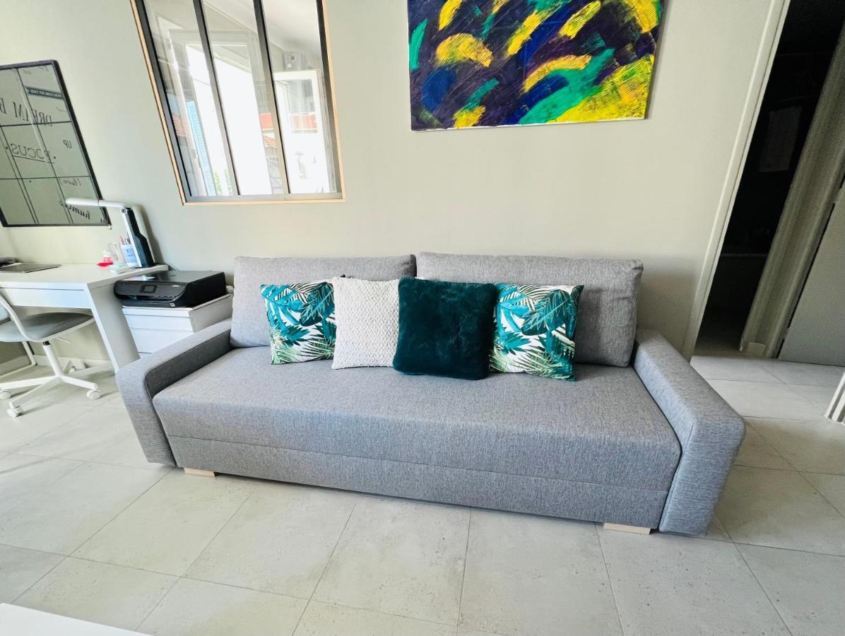 Nice West Cosy Flat Balcony, Near Airport, Train, Beach, Public Transport, Supermarket, Comfortable And Well Equippedアパートメント エクステリア 写真